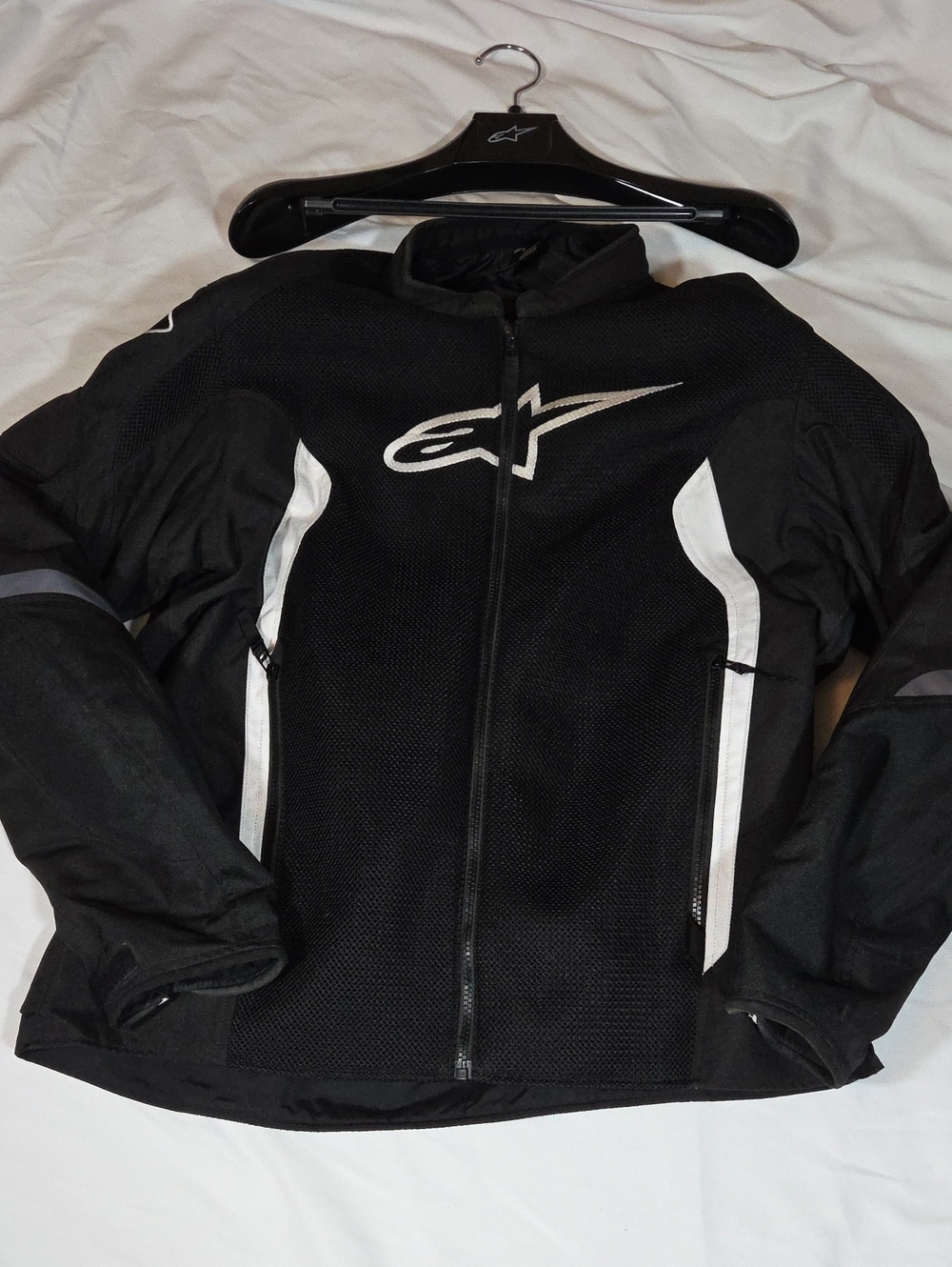 Alpinestars Viper v2 Air Jacket Size XXL White And Black